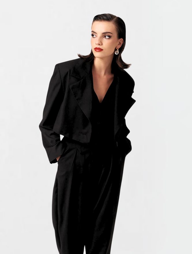 Nana's Canada Black London Blazer V06HD2121