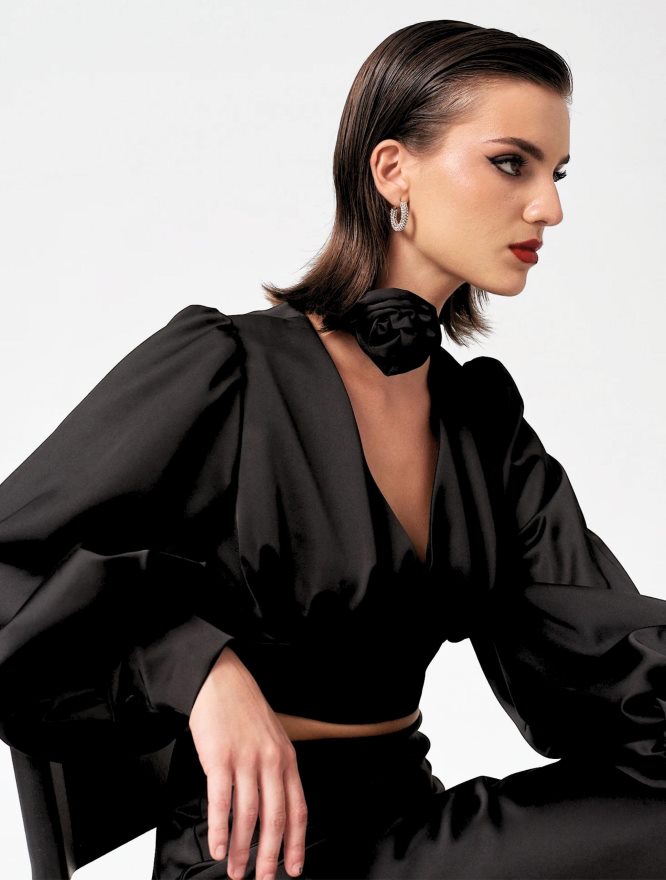 Nana's Canada Black Melrose Top V06HD2113