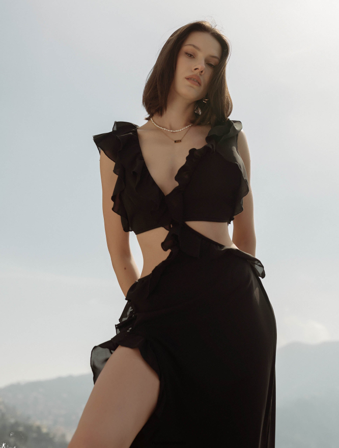 Nana's Canada Black Costanza Maxi Dress V06HD240